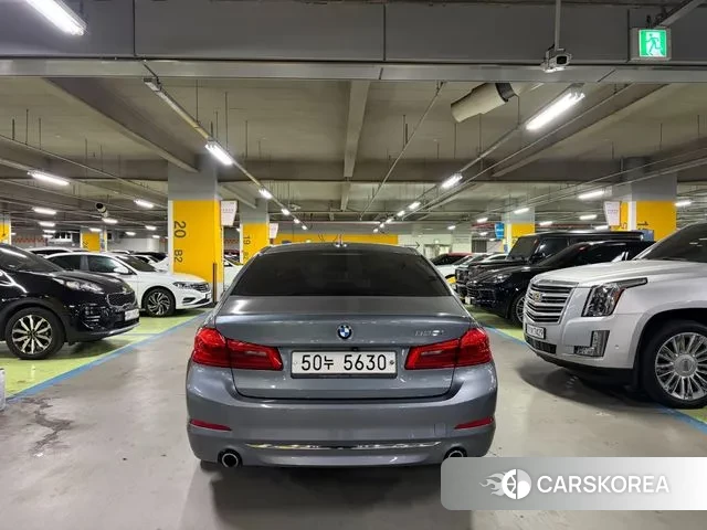 BMW 5 Series (G30) id 3757106 из Кореи 14