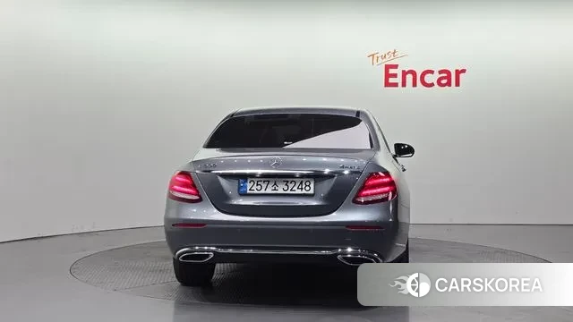 Mercedes-Benz E-Class W213 id 3692415 из Кореи 14