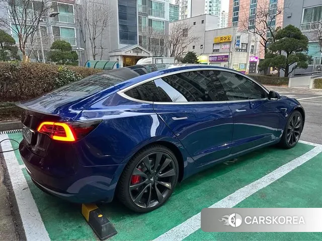 Tesla Model 3 id 3595394 из Кореи 14