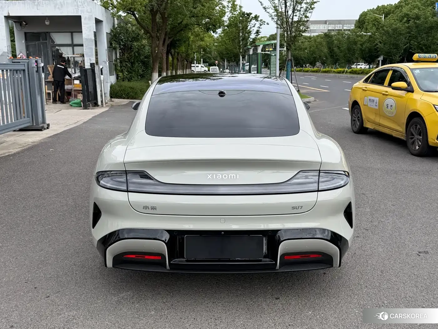 Xiaomi Car Xiaomi SU7 2025 Silver/gray из Китая, фото 4