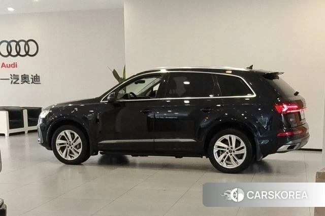 Audi Q7 id 3919478 из Китая 12
