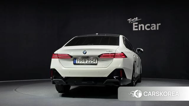 BMW 5 Series (G60) id 4783254 из Кореи 27