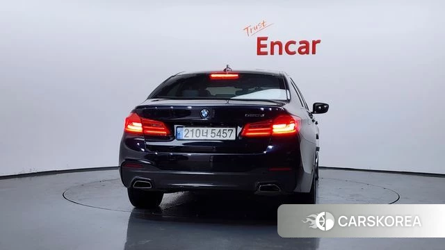 BMW 5 Series (G30) id 4305213 из Кореи 14