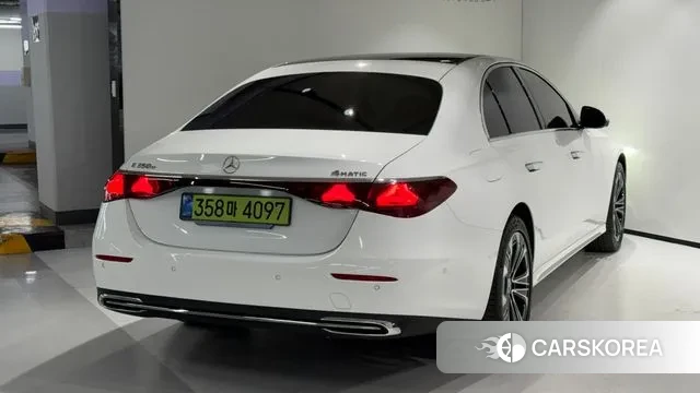 Mercedes-Benz E-Class W214 id 3638712 из Кореи 14