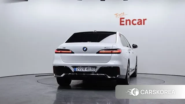 BMW 7 Series (G70) id 3571389 из Кореи 14