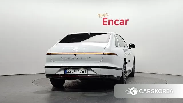 Hyundai Grandeur (GN7) id 3393853 из Кореи 14