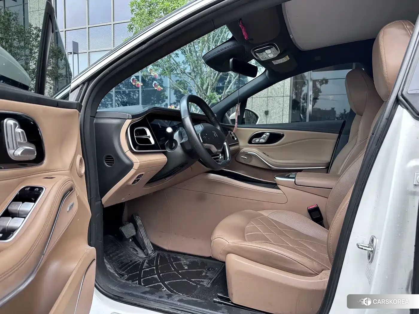 Roewe Feifan R7 2023 Белый из Китая, фото 4