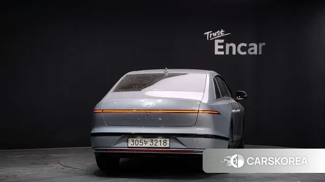 Hyundai Grandeur (GN7) id 3571831 из Кореи 14