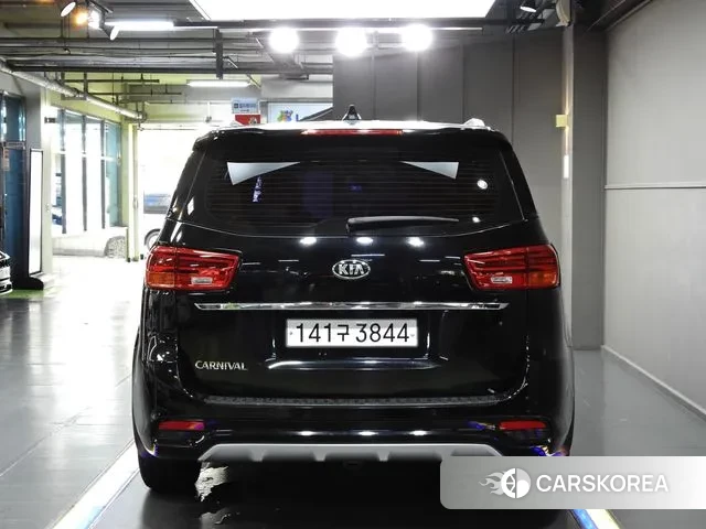 Kia The New Carnival id 3098233 из Кореи 14