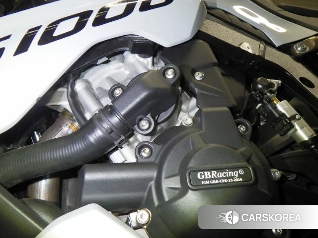 Engine photo