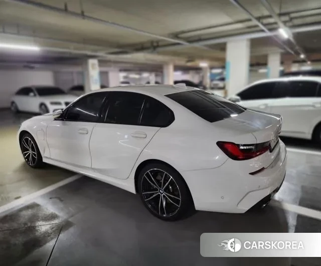 BMW 3 Series (G20) 2021 Белый из Кореи, фото 4