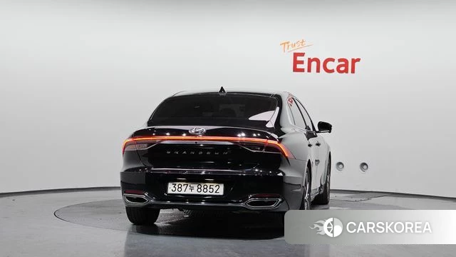 Hyundai The New Grandeur IG id 4758291 из Кореи 14