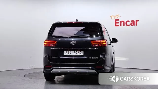 Kia The New Carnival id 3617174 из Кореи 14