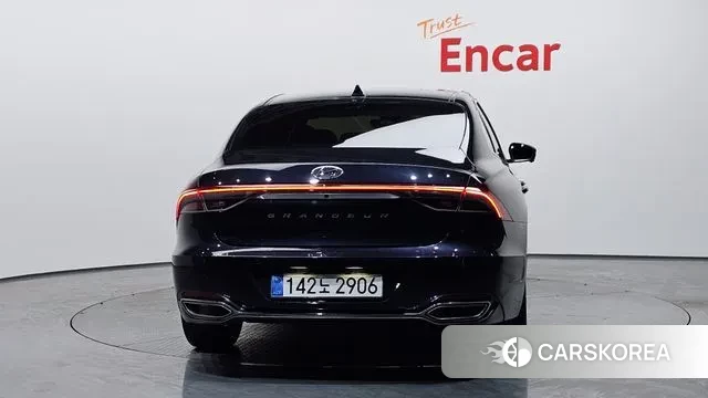 Hyundai The New Grandeur IG id 3681332 из Кореи 14