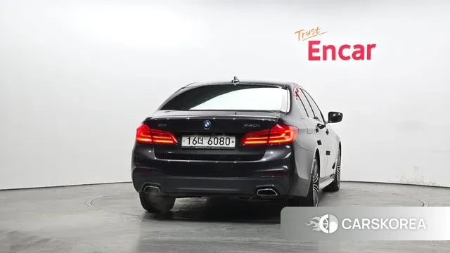 BMW 5 Series (G30) id 3612403 из Кореи 14