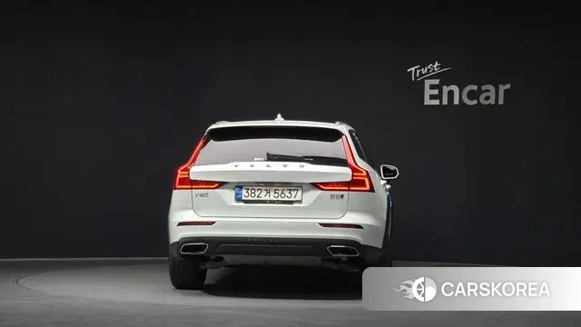 Volvo V60 Cross-Country 2nd Generation id 3736083 из Кореи 14
