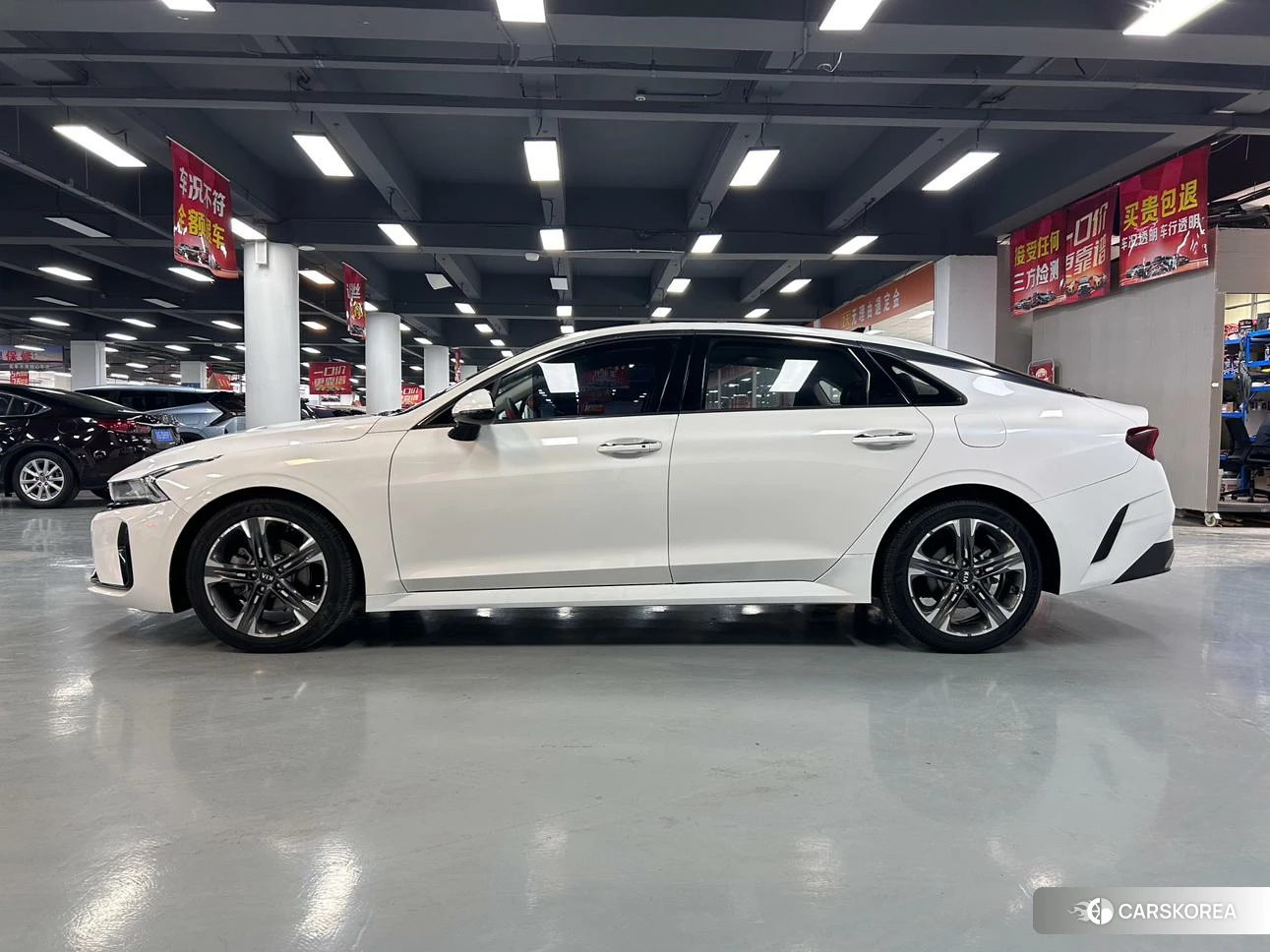 Kia K5 2020 Белый из Китая, фото 5