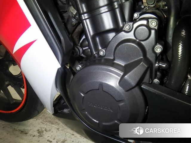 Engine photo