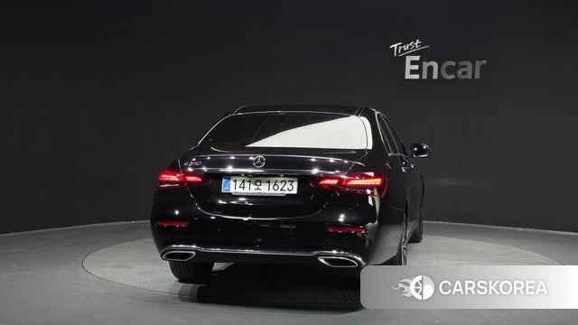 Mercedes-Benz E-Class W213 id 3843555 из Кореи 14