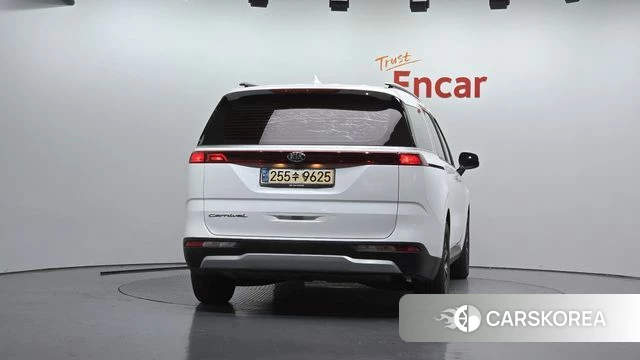 Kia Carnival 4th generation id 4894655 из Кореи 24