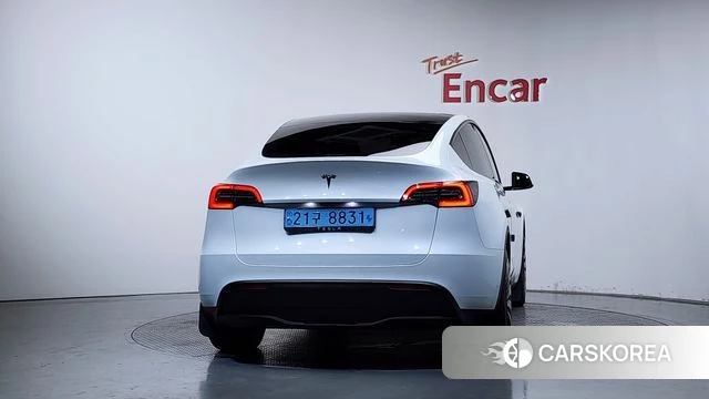 Tesla Model Y id 4640355 из Кореи 32