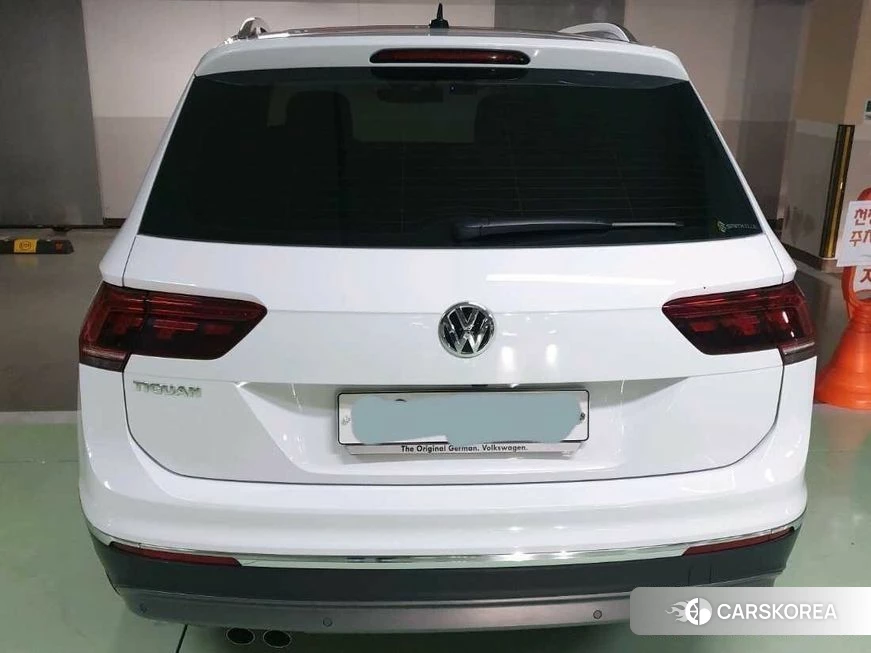 Volkswagen Tiguan second Generation 2018 Белый из Кореи, фото 6