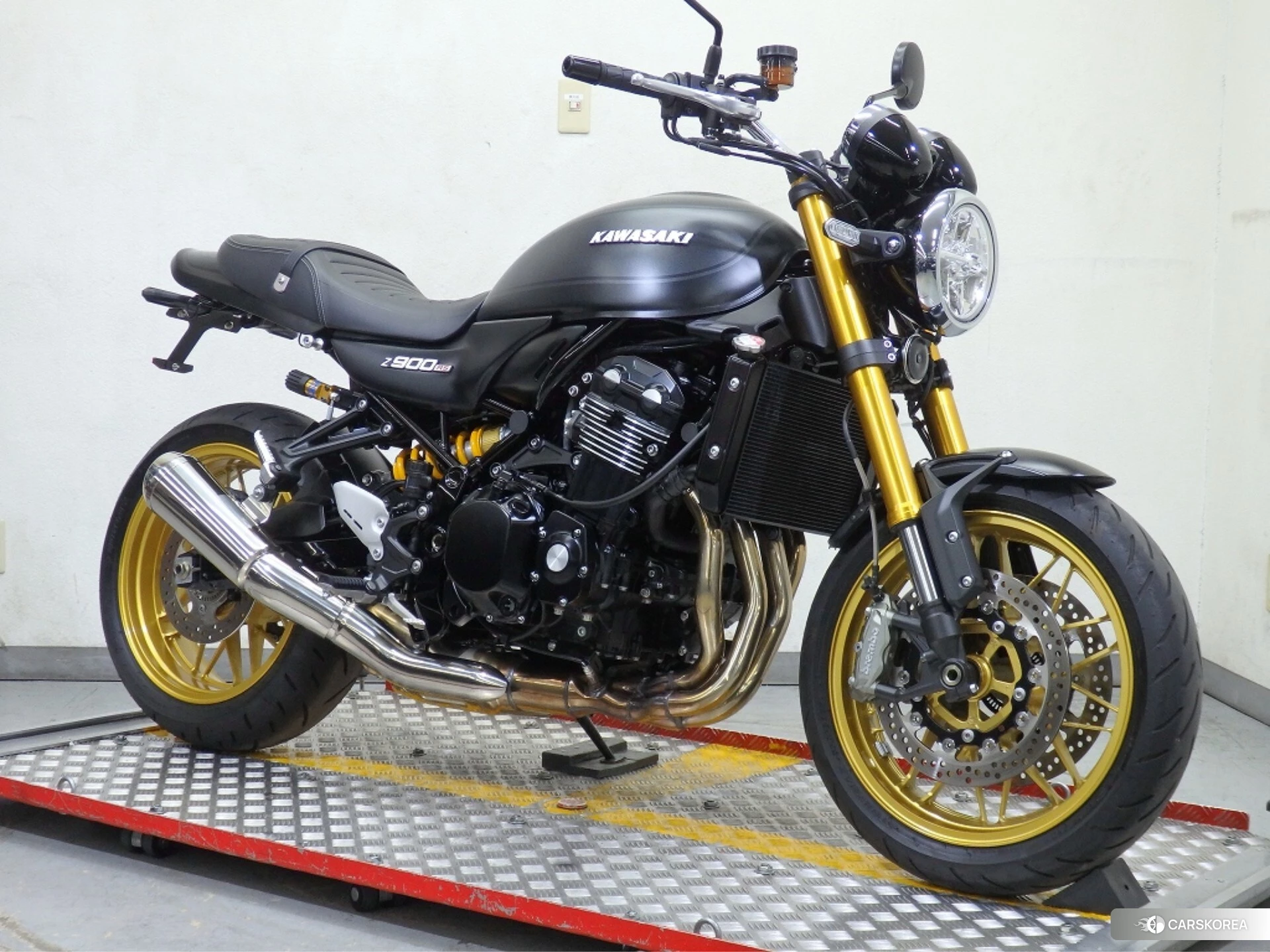 Проданный Kawasaki Z900RS SE 2025 из Японии