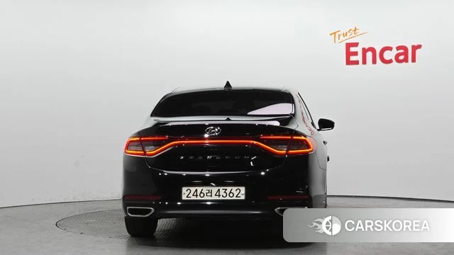 Hyundai Grandeur IG id 3814574 из Кореи 14