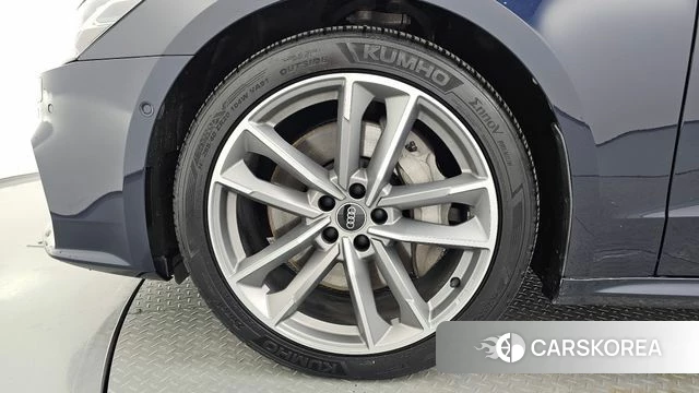 Audi A7 (4K) id 4244096 из Кореи 25