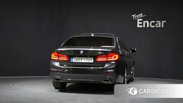 BMW 5 Series (G30) id 4284406 из Кореи 24