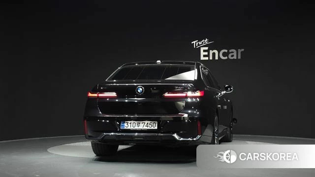 BMW 7 Series (G70) id 4853552 из Кореи 29