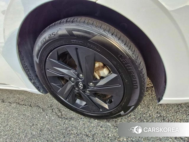 Hyundai Avante Hybrid (CN7) 2021 Белый из Кореи, фото 6