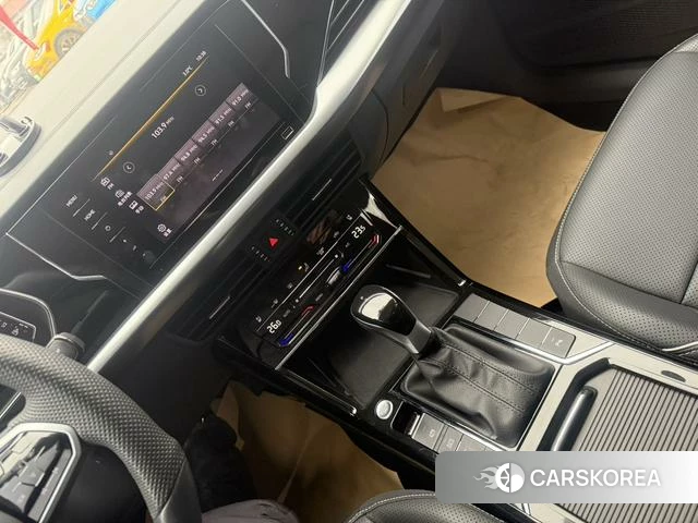 Volkswagen Passat id 4257976 из Китая 10