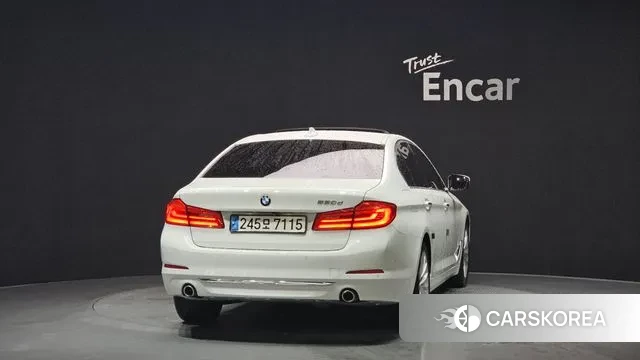 BMW 5 Series (G30) id 3029295 из Кореи 14