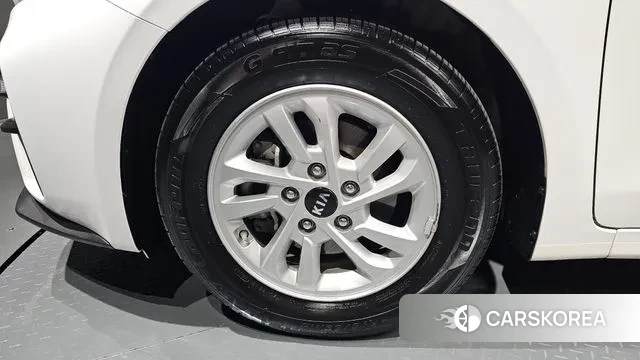 Kia Come New K3 id 3567935 из Кореи 14