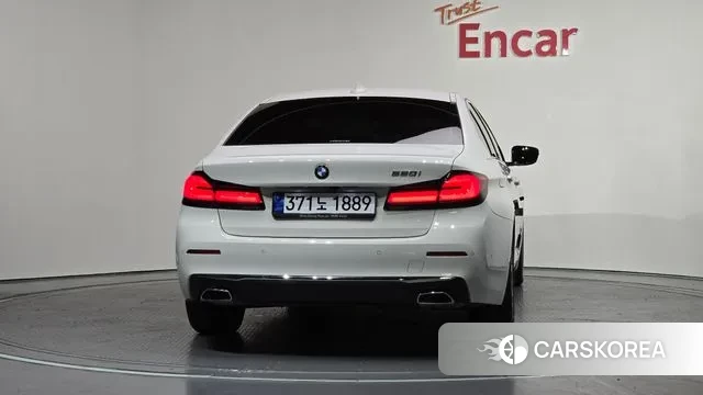 BMW 5 Series (G30) id 3458900 из Кореи 14