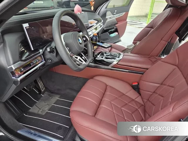 BMW 7 Series (G70) id 3310079 из Кореи 14