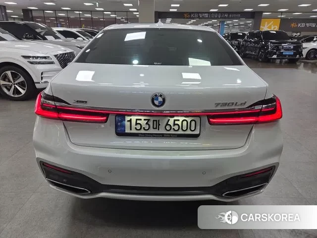 BMW 7 Series (G11) id 3432488 из Кореи 14