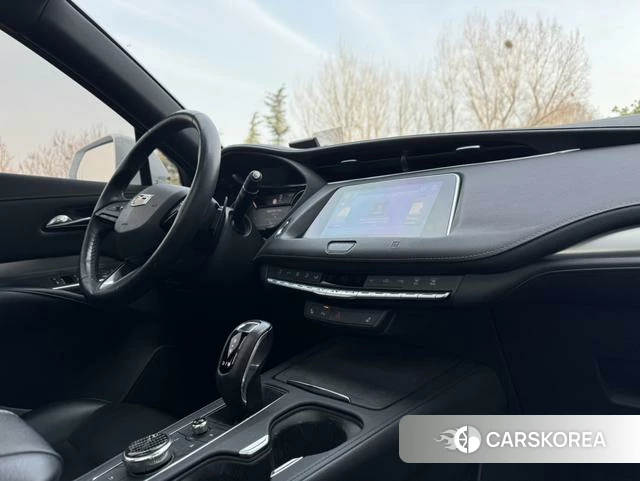 Cadillac XT4 2019 Белый из Китая, фото 4