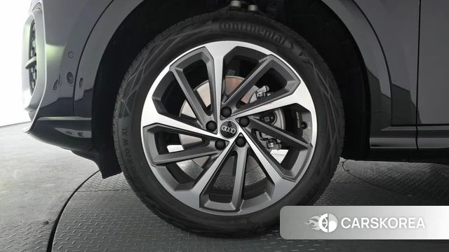 Audi Q5 (80A) id 3850088 из Кореи 14