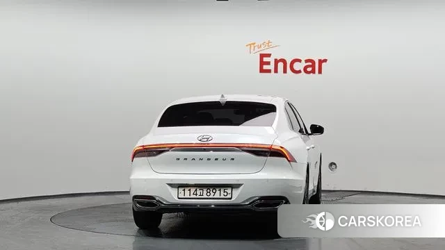 Hyundai The New Grandeur IG id 3473630 из Кореи 14