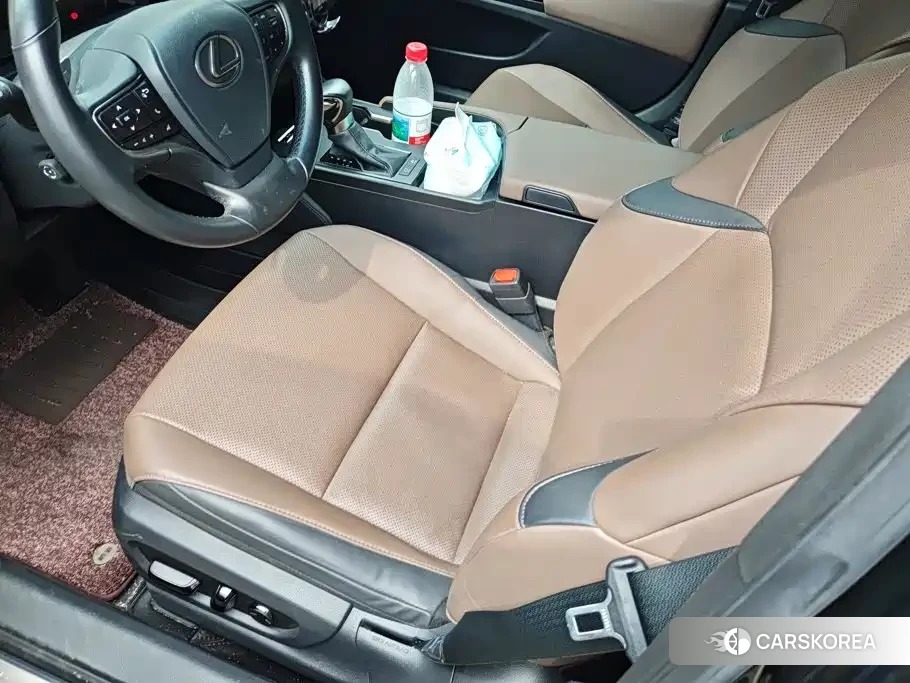 Lexus ES id 4600608 из Китая 10