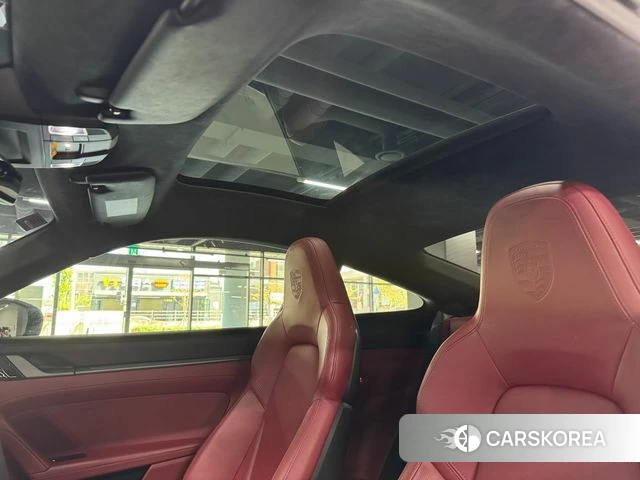 Porsche 911(992) id 4203295 из Кореи 9