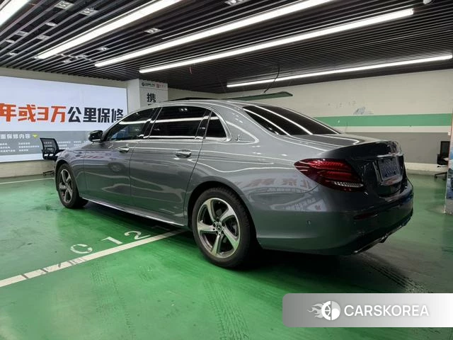 Mercedes-Benz E-class 2018 Темно-серый из Китая, фото 4