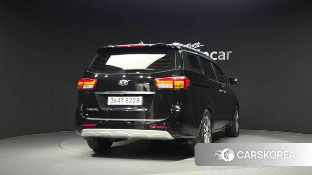 Kia All New Carnival id 4448316 из Кореи 14