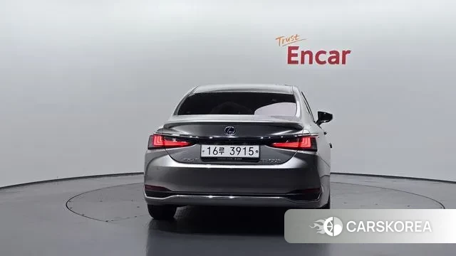 Lexus ES300h 7th generation id 3325123 из Кореи 14