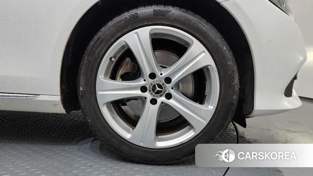 Mercedes-Benz E-Class W213 id 3808258 из Кореи 14
