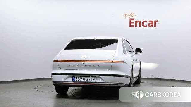 Hyundai Grandeur Hybrid (GN7) id 4608140 из Кореи 28
