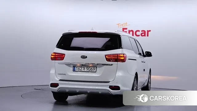 Kia The New Carnival id 3336358 из Кореи 14