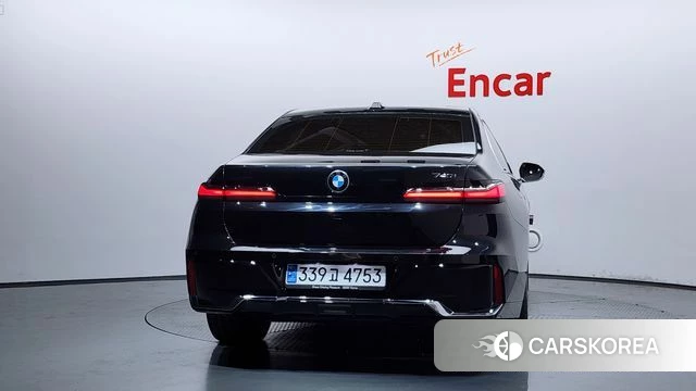 BMW 7 Series (G70) id 4494187 из Кореи 29